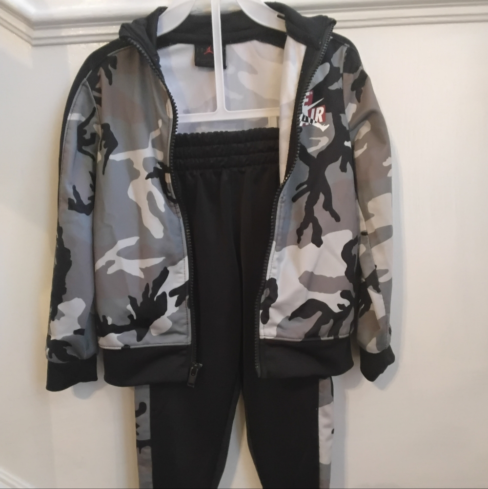 Nike Air Boys Gray Camo Tracksuit Set – Jacket & Joggers